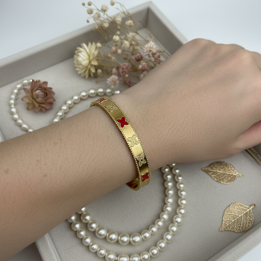 Red Butterfly Motif Gold Bangle – Festive Elegance & Joy 🦋❤️