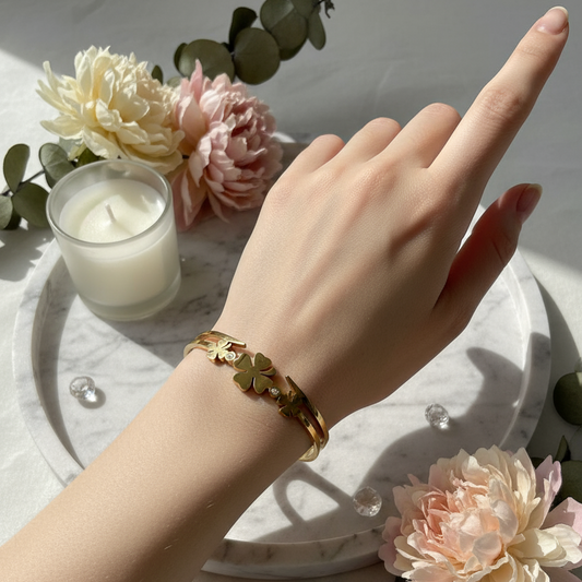 Triple Clover Gold Bangle – Modern Floral Grace ✨🌸