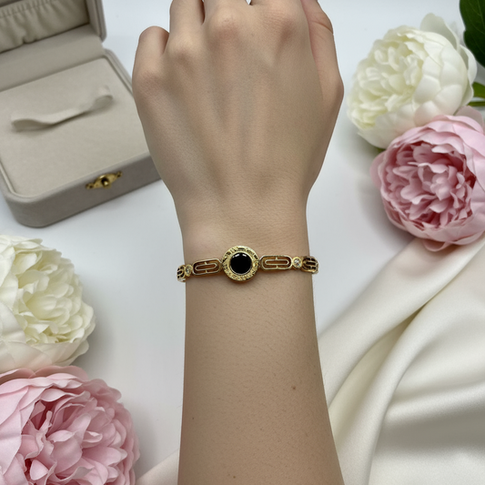Vintage Charm Watch Bangle – Royal Gold & Black Dial ⌚✨