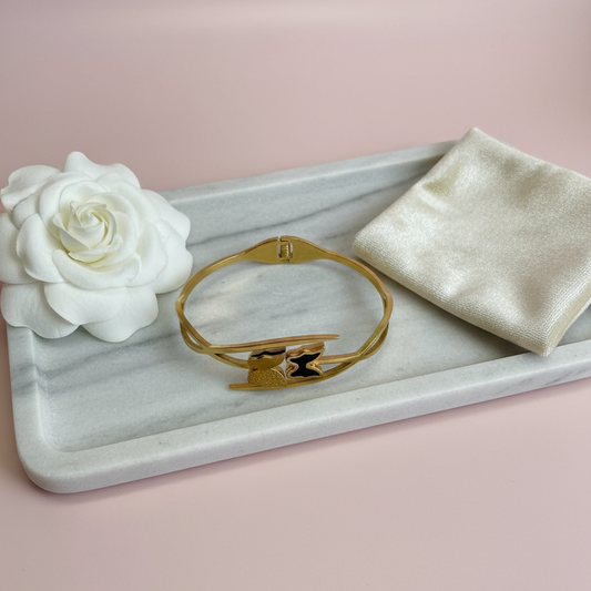 Abstract Duo Butterfly Gold Bangle – Minimal Luxe Artistry 🦋✨