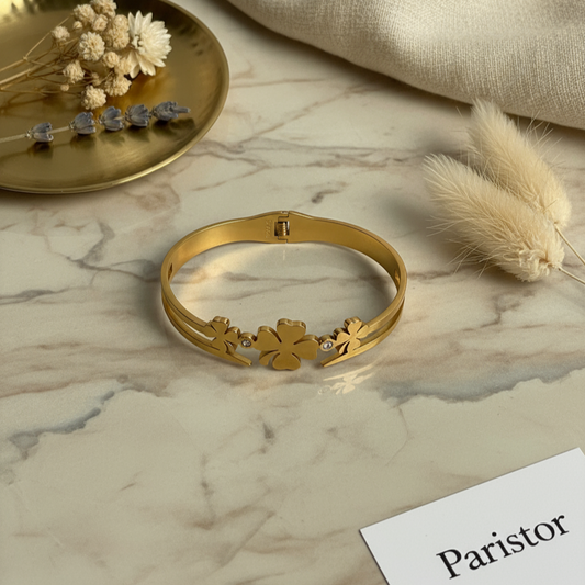 Triple Clover Gold Bangle – Modern Floral Grace ✨🌸