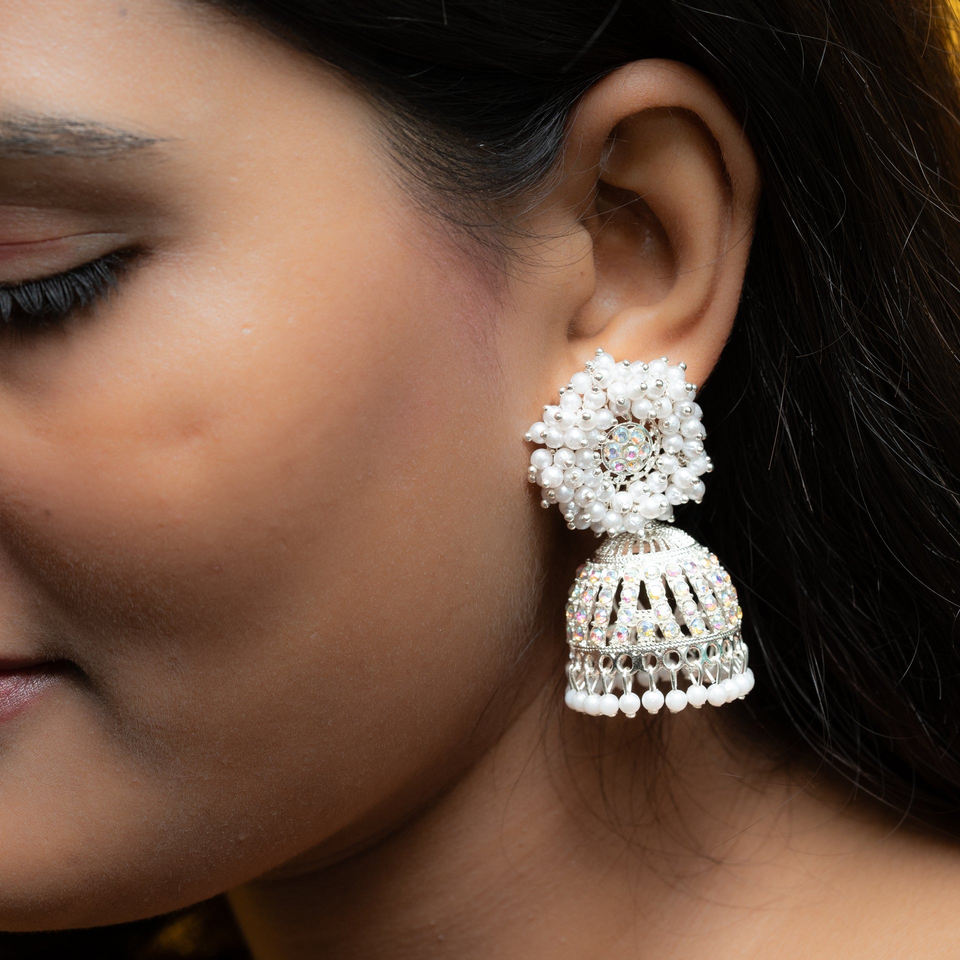 Silver White Pearl Earring